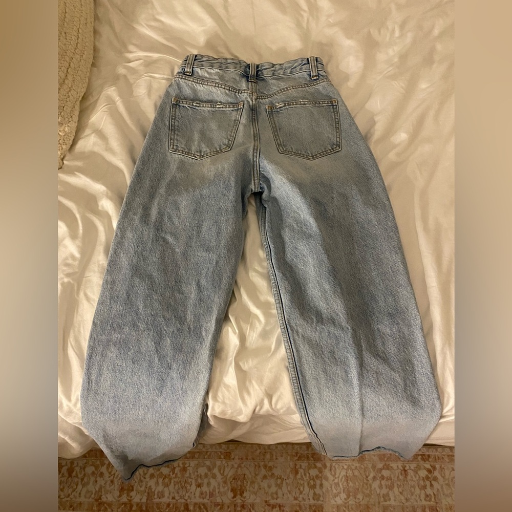 Zara High Rise Ripped Jeans - Picture 3 of 5
